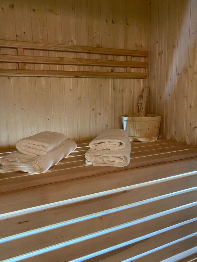 Family & Business Sauna Apartments: Woodland Retreat With Private Wellness * Kielce