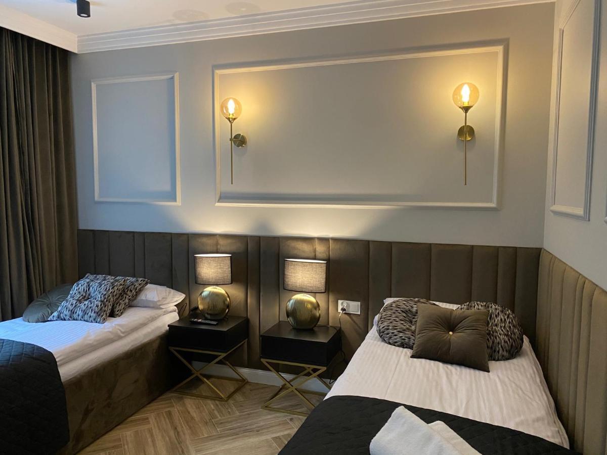 Family & Business Sauna Apartments: Woodland Retreat With Private Wellness Apartment *