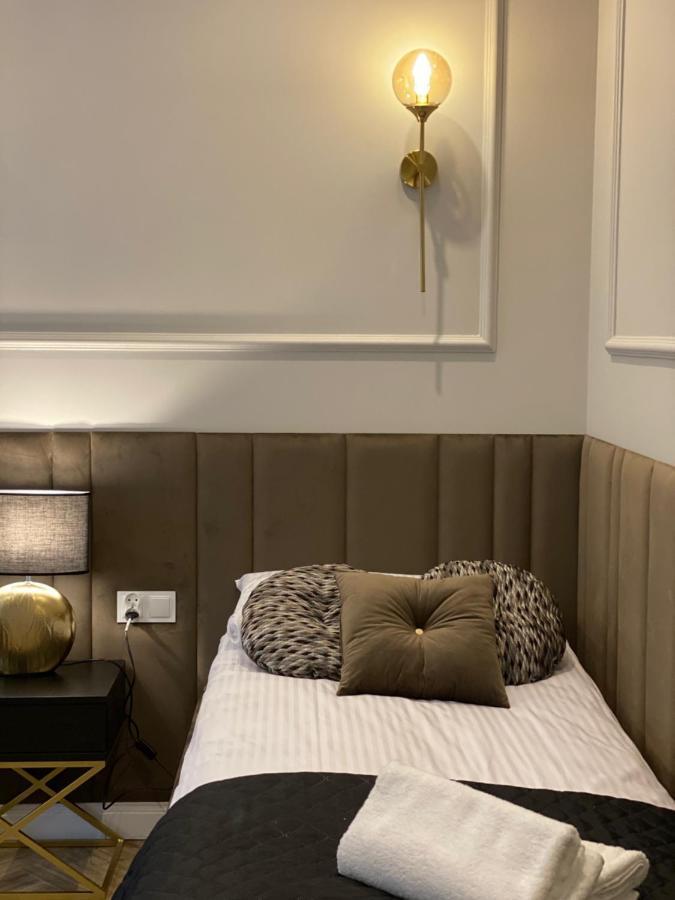 Family & Business Sauna Apartments: Woodland Retreat With Private Wellness *