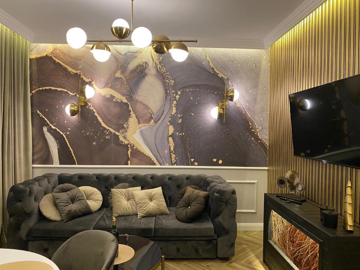 Apartment Family & Business Sauna Apartments: Woodland Retreat With Private Wellness Kielce